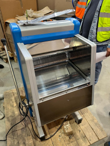 Хлеборезка класса самообслуживания Daub D/ Cross Slicer, Б/У