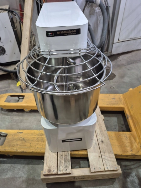 Тестомес спиральный с фиксированной дежой Prismafood IBT 15 2V, дежа 16 л, 12 кг теста, 2 скорости, Б/У