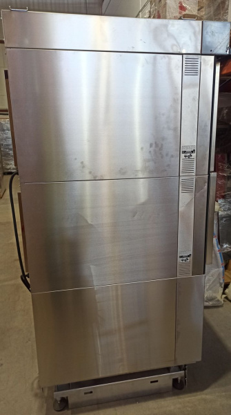 Печь конвекционная Debag DECON 5-5, s/n B-000219, петли справа, система автом. очистки e.CLEAN 500 в комплекте с 2 тележками, s/n p-00-5, s/n p-00-18