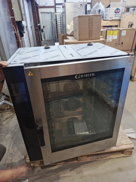 Пароконвектомат Giorik Movair NMTE10XW_R - электрический, инжекторный, 10 уровней GN1/1 - 600х400, Б/У