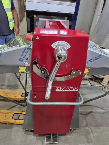 Тестораскатка напольная Zmatik SHE50120, педаль, Б/У