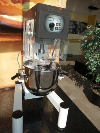 Миксер планетарный CONTI PL18 20VE,  с подъемом чаши