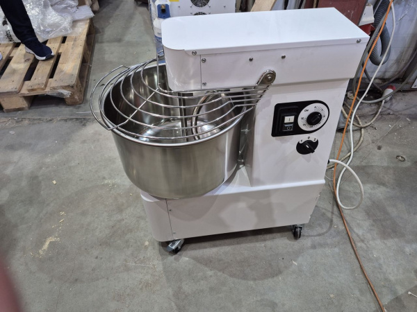 Тестомес спиральный с фиксированной дежой Prismafood IBT 30 2V, дежа 32 л, 24 кг теста, 2 скорости, Б/У