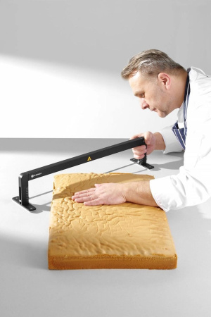 Нож для бисквита HENDI 400098, 620x120x(H)130 мм