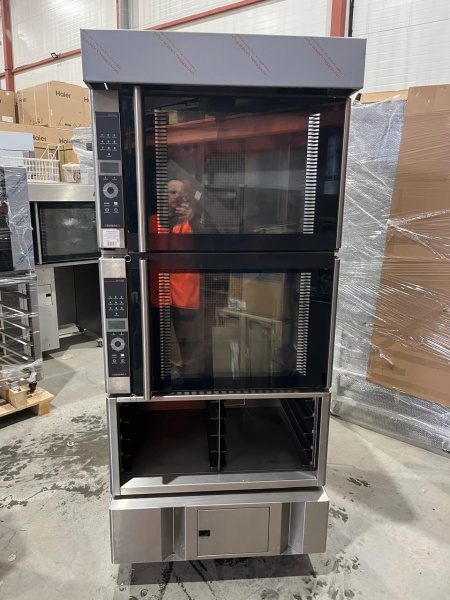 Печь Debag Dila 5/5, с паровыводящим козырьком, с промежуточным стеллажом и системой очистки EasyClean, петли двери справа Б/У